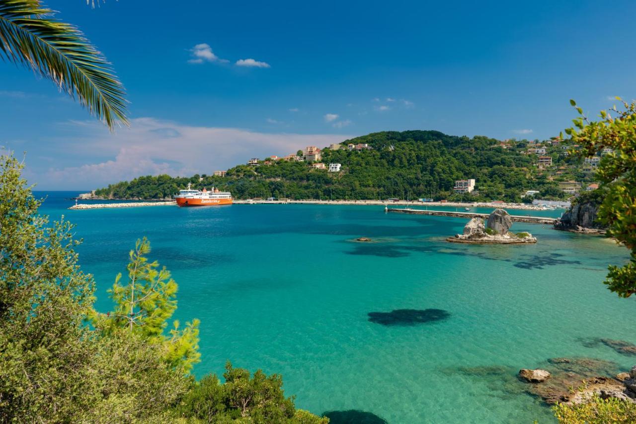 Valsamis Villa Apartments Poros  Eksteriør billede