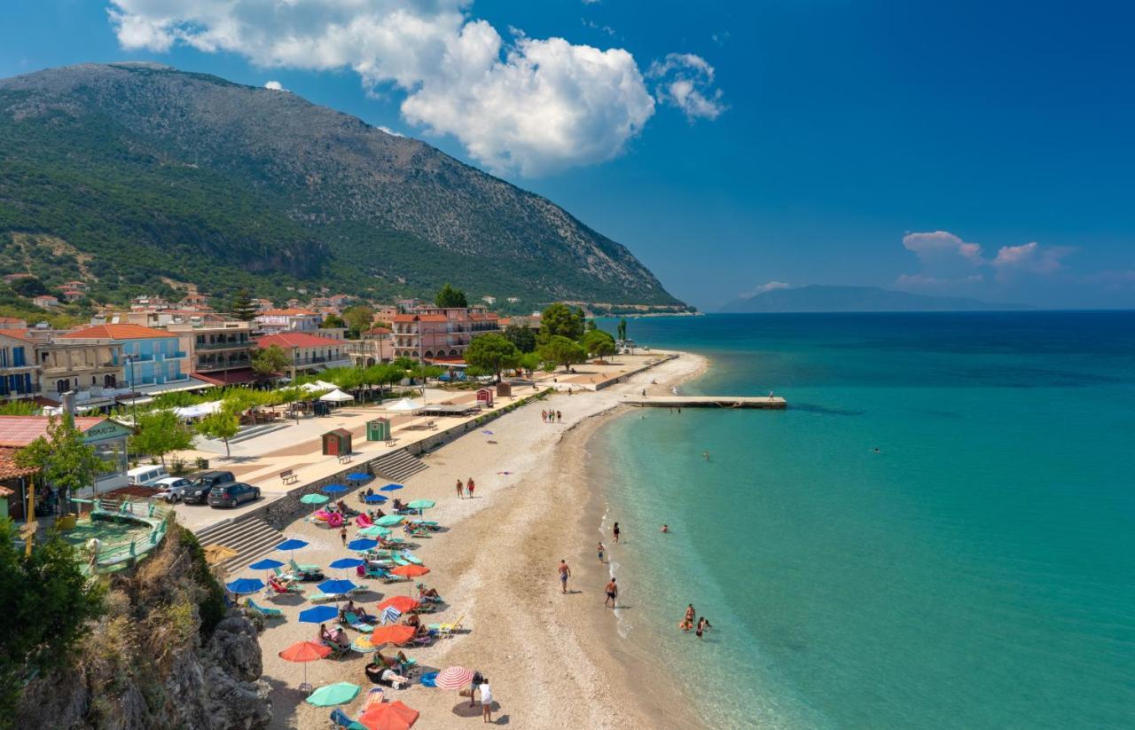 Valsamis Villa Apartments Poros  Eksteriør billede